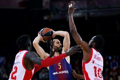 73-86. El Baskonia gana en el Palau y pone pie y medio en cuartos de final 73-86. El Baskonia gana en el Palau y pone pie y medio en cuartos de final