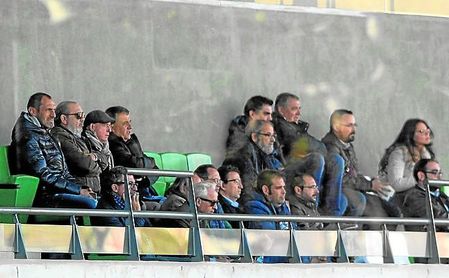 Lorenzo Serra Ferrer presenció este sábado el encuentro del filial ante el San Fernando. Lorenzo Serra Ferrer presenció este sábado el encuentro del filial ante el San Fernando.