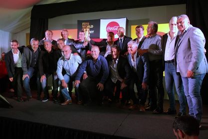 La Copa del Mundial de Rusia se exhibirá en cuatro ciudades argentinas La Copa del Mundial de Rusia se exhibirá en cuatro ciudades argentinas