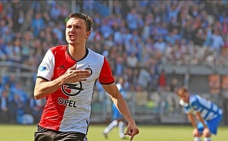 Sólo tres jugadores llevan más goles que Berghuis en la Eredivisie. Sólo tres jugadores llevan más goles que Berghuis en la Eredivisie.