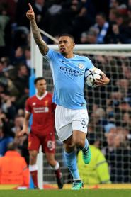 Un gol de Gabriel Jesús da esperanzas al Manchester City al descanso (1-0) Un gol de Gabriel Jesús da esperanzas al Manchester City al descanso (1-0)