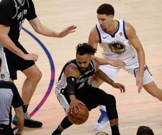 92-113. Exhibición de los Warriors ante los Spurs con Thompson de líder encestador 92-113. Exhibición de los Warriors ante los Spurs con Thompson de líder encestador