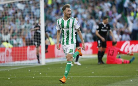 Loren: el talismán no pierde su magia Loren: el talismán no pierde su magia