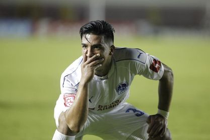 El delantero hondureño Michael Chirinos viaja a México para sumarse a Lobos Buap El delantero hondureño Michael Chirinos viaja a México para sumarse a Lobos Buap