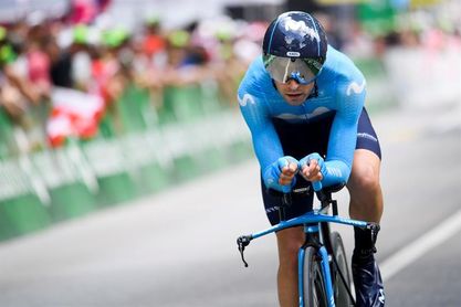 Landa y Valverde encabezan un pelotón de seis equipos en el Campeonato España Landa y Valverde encabezan un pelotón de seis equipos en el Campeonato España