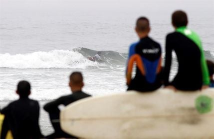 La niebla marca el inicio del campeonato de España de surf en Valdoviño La niebla marca el inicio del campeonato de España de surf en Valdoviño