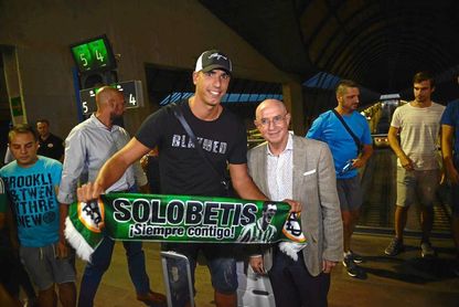 Serra llega a tiempo Serra llega a tiempo