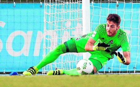 El Betis ya preguntó en enero por Carlos Javier Abad-Hernández Trujillo, arriba durante su cesión al Castilla. El Betis ya preguntó en enero por Carlos Javier Abad-Hernández Trujillo, arriba durante su cesión al Castilla.
