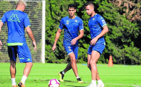 Mandi, Joaquín y León en un entrenamiento. Mandi, Joaquín y León en un entrenamiento.