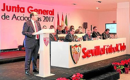 Los rumores sobre la posible venta del Sevilla FC han aumentado en los últimos días. Los rumores sobre la posible venta del Sevilla FC han aumentado en los últimos días.