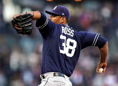 2-10. Ross lanza sólido y Myers pega de cuatro esquinas 2-10. Ross lanza sólido y Myers pega de cuatro esquinas