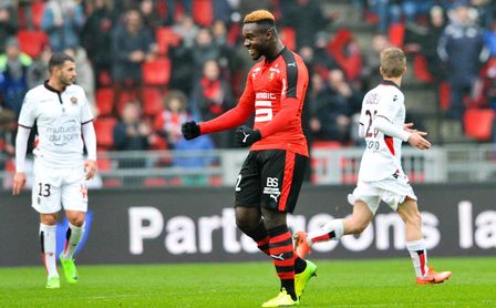 Tras Sergi Gómez, cierra a Joris Gnagnon - Estadio deportivo