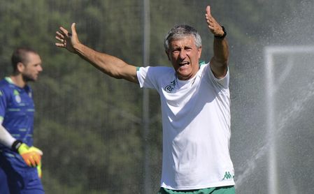 Setién a Sanabria: "Voy a estar todo el año detrás de ti" Setién a Sanabria: "Voy a estar todo el año detrás de ti"