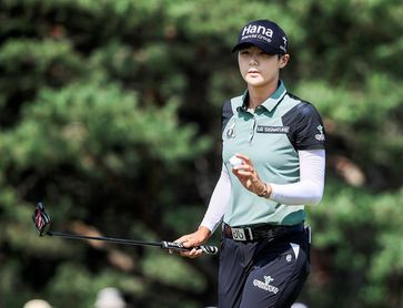 Sung Hyun Park y Lizette Salas lideran el torneo IWIT, tras una segunda ronda suspendida por lluvia Sung Hyun Park y Lizette Salas lideran el torneo IWIT, tras una segunda ronda suspendida por lluvia