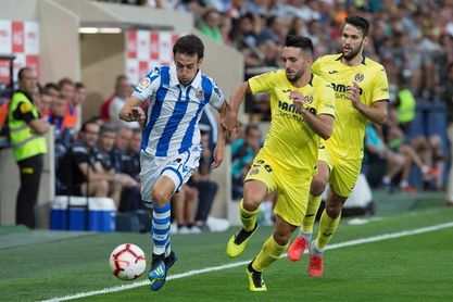 1-2. Dos errores defensivos dan a la Real un partido nivelado 1-2. Dos errores defensivos dan a la Real un partido nivelado