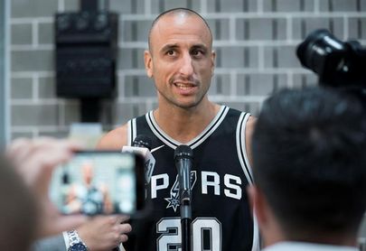 Ginóbili, tras 16 años en la NBA, anuncia su retirada del baloncesto Ginóbili, tras 16 años en la NBA, anuncia su retirada del baloncesto