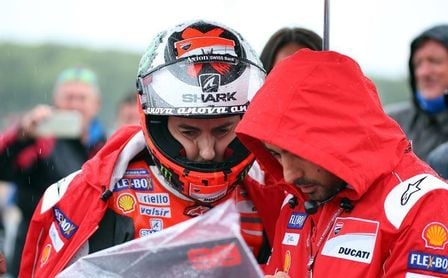 Lorenzo afirma que Misano le "encanta" y que será "una carrera competida" Lorenzo afirma que Misano le "encanta" y que será "una carrera competida"