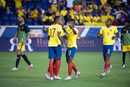Gómez y Ecuador aplacan las críticas y alientan la unión y la esperanza de un buen proceso Gómez y Ecuador aplacan las críticas y alientan la unión y la esperanza de un buen proceso