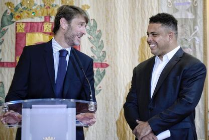 El Real Valladolid formalizará a finales de septiembre la presidencia de Ronaldo El Real Valladolid formalizará a finales de septiembre la presidencia de Ronaldo