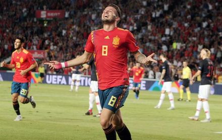 Saúl: "Estamos formando un gran grupo pero aún no hemos hecho nada" Saúl: "Estamos formando un gran grupo pero aún no hemos hecho nada"