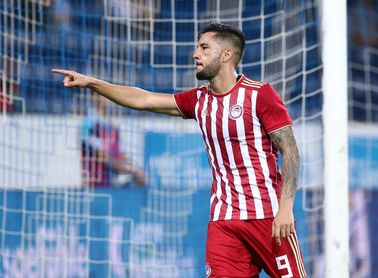 El español Guerrero ha marcado cuatro goles en sus primeros seis partidos con Olympiacos. El español Guerrero ha marcado cuatro goles en sus primeros seis partidos con Olympiacos.