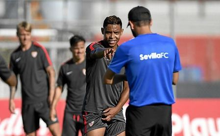 Machín repite lista y Muriel vuelve a quedarse fuera Machín repite lista y Muriel vuelve a quedarse fuera