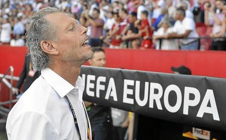 El técnico del Standard denuncia la falta de concentración de sus pupilos. El técnico del Standard denuncia la falta de concentración de sus pupilos.