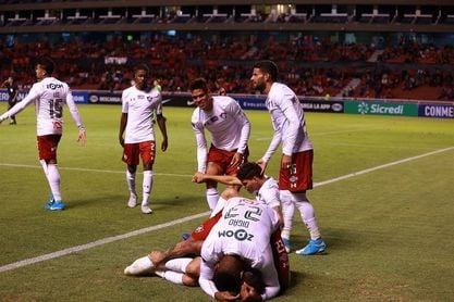 0-2. Fluminense toma vuelo en Quito con su triunfo y se acerca a cuartos 0-2. Fluminense toma vuelo en Quito con su triunfo y se acerca a cuartos