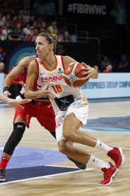 78-53. España reaccionó en la segunda parte y tiene el liderato muy cerca 78-53. España reaccionó en la segunda parte y tiene el liderato muy cerca