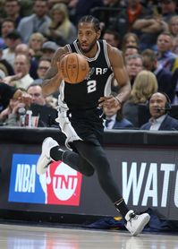 Kawhi Leonard sólo piensa en los Raptors y no en el futuro Kawhi Leonard sólo piensa en los Raptors y no en el futuro