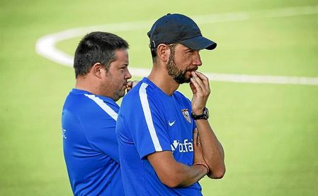 Pablo Machín y sus pupilos comenzarán a preparar la visita al Barcelona el próximo lunes por la tarde. Pablo Machín y sus pupilos comenzarán a preparar la visita al Barcelona el próximo lunes por la tarde.