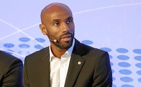 Kanouté es uno de los Embajadores de LaLiga. Kanouté es uno de los Embajadores de LaLiga.