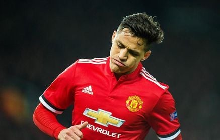 Carragher: La situación de Alexis en el Manchester es como la de Torres en el Chelsea Carragher: La situación de Alexis en el Manchester es como la de Torres en el Chelsea