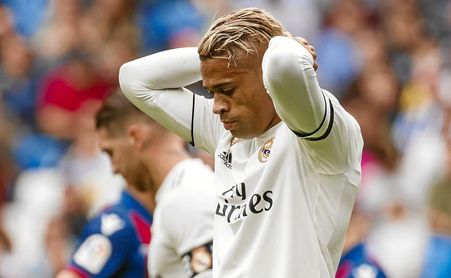 Mariano sólo ha sido una vez titular. Mariano sólo ha sido una vez titular.