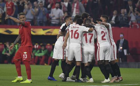 Machín cumplió ante el Akhisar un doble objetivo. Machín cumplió ante el Akhisar un doble objetivo.