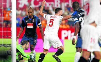 El Sánchez-Pizjuán, una jaula para los ´periquitos´