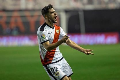 Pozo regresa a la dinámica de trabajo del Rayo con Mestalla en el horizonte Pozo regresa a la dinámica de trabajo del Rayo con Mestalla en el horizonte