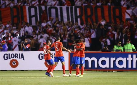 2-3. Costa Rica sella un triunfo ante un Perú que mereció mejor suerte 2-3. Costa Rica sella un triunfo ante un Perú que mereció mejor suerte