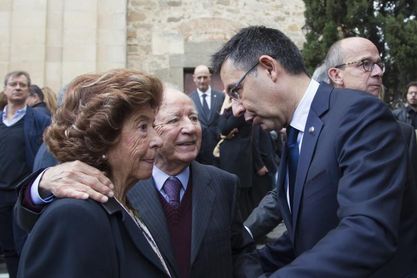 Bartomeu agradece el legado dejado por Josep Lluís Núñez