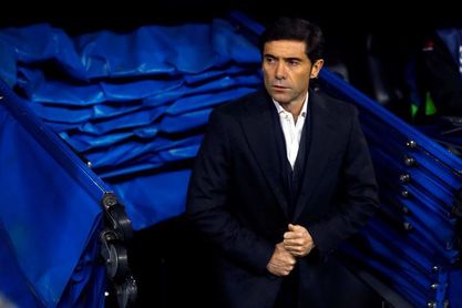 Marcelino:"Estamos muy jodidos pero no podemos flagelarnos sino insistir" Marcelino:"Estamos muy jodidos pero no podemos flagelarnos sino insistir"