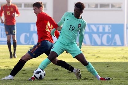 3-2. España remonta a Portugal en la prórroga con la niebla como protagonista 3-2. España remonta a Portugal en la prórroga con la niebla como protagonista