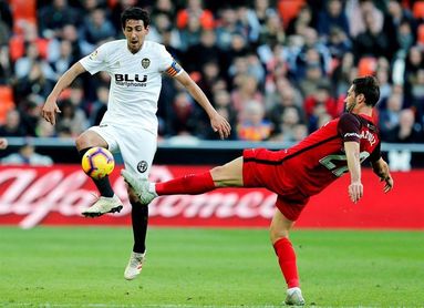 Parejo: "Jugamos mejor que el año pasado y tenemos menos puntos" Parejo: "Jugamos mejor que el año pasado y tenemos menos puntos"