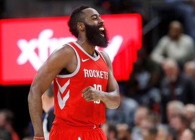 126-111. Harden se exhibe ante James y los Rockets confirman su recuperación 126-111. Harden se exhibe ante James y los Rockets confirman su recuperación