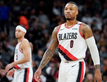 128-122. Lillard y los Trail Blazers superan a los líderes Raptors 128-122. Lillard y los Trail Blazers superan a los líderes Raptors
