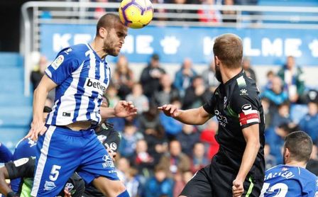 Laguardia y Pacheco destacan el trato recibido por el Alavés para renovar Laguardia y Pacheco destacan el trato recibido por el Alavés para renovar