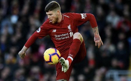 Alberto Moreno llevaba más de un mes sin jugar. Alberto Moreno llevaba más de un mes sin jugar.