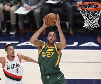 124-112. McCollum y los Trail Blazers se mantienen ganadores 124-112. McCollum y los Trail Blazers se mantienen ganadores