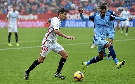 El equipo de Machín vuelca su juego al costado de Navas. El equipo de Machín vuelca su juego al costado de Navas.