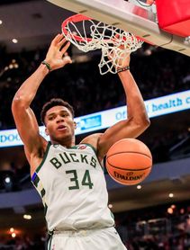 124-86. Antetokounmpo logra otro triple-doble en la victoria de los Bucks sobre los Heat 124-86. Antetokounmpo logra otro triple-doble en la victoria de los Bucks sobre los Heat