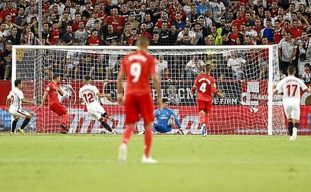 Imagen del partido disputado entre Sevilla FC y Real Madrid en Nervión. Imagen del partido disputado entre Sevilla FC y Real Madrid en Nervión.